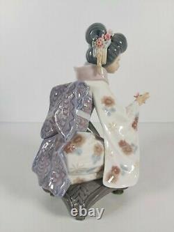 Lladro Porcelain Figurine Kiyoko Model No. 1450, Appr. 17.5cm Tall