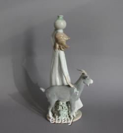 Lladro Porcelain Figurine Nao Girl with Pitcher and Goat 1983 H 31 cm