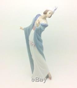 Lladro Porcelain Figurine The Flirt 5789 Art Deco Lady Retired Excellent Rare