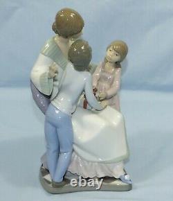 Lladro Porcelain Mother & Children Family Figurine Group Mothers Day