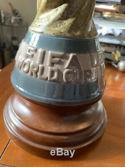 Lladro Poreclain'Fifa World Cup Trophy