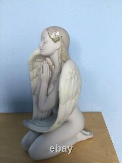 Lladro Privilege Figurine Your My Angel