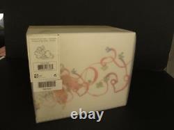 Lladro Privilege Princess of the Fairies Model number 7698 Original Gift Box