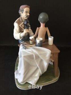 Lladro Puppet Painter. 5396. Giuseppe painting Pinocchio