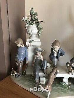 Lladro Puppy Dog Tails 5539 limited edition perfect large