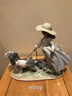 Lladro Puppy Parade. 6784. With box. Privilege piece