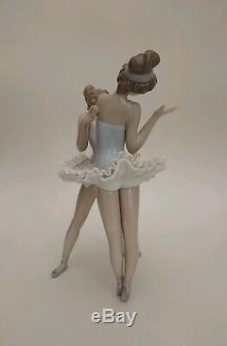 Lladro Rare Ballet Ballerina Figure DRESS REHEARSAL # 5497 Perfect & Boxed