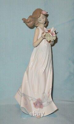 Lladro Spain Butterfly Treasures #6777 Figurine 12.5 Retired No Box Mint