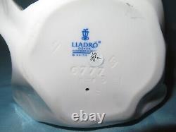 Lladro Spain Butterfly Treasures #6777 Figurine 12.5 Retired No Box Mint