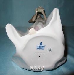 Lladro Spain Butterfly Treasures #6777 Figurine 12.5 Retired No Box Read