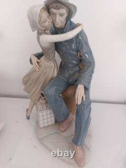 Lladro Spain Figure 4888 The Kiss Original Box
