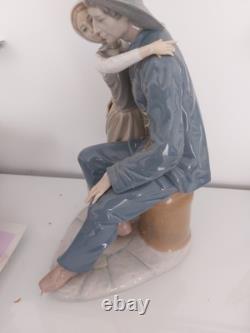Lladro Spain Figure 4888 The Kiss Original Box