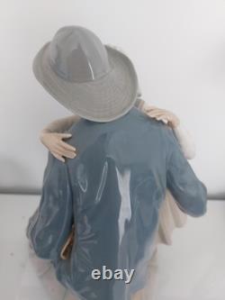 Lladro Spain Figure 4888 The Kiss Original Box