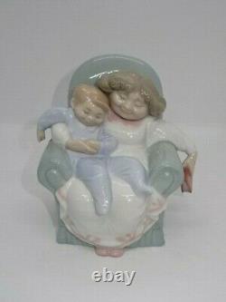 Lladro Spain Nao Porcelain Figurine Figure 1512 Stories With Grandma
