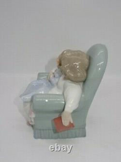 Lladro Spain Nao Porcelain Figurine Figure 1512 Stories With Grandma