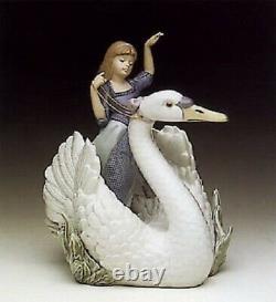 Lladro Swan and The Princess. 5705. With box