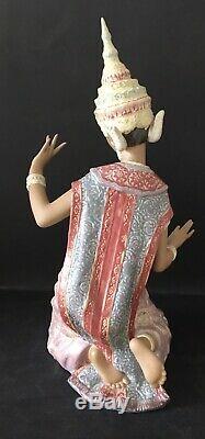 Lladro Thai Dancer. 12069. 16.5 High. Perfect