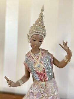 Lladro Thai Dancer Kneeling Figurine With Base # 2069 Gres Finish