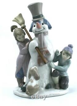 Lladro The Snowman Figurine 5713 Muneco de Nieve Francisco Catalá
