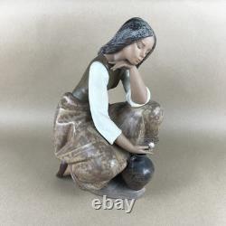 Lladro The Water Carrier Figurine Classic Water Carrier Retired Lladro 3525