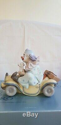 Lladro Trip to The Circus, Clown In Car With His Dog