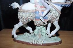 Lladro Valencian Couple On Horse Figurine #1472