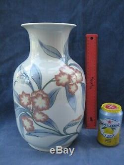 Lladro Very Large Vase Trumpet Flower Perfect New Condition ref 1586