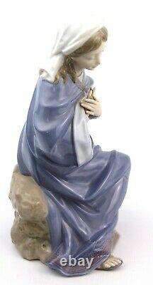 Lladro Virgin Mary Figurine 1387 Retired 1981-2007 Virgin Nacimiento