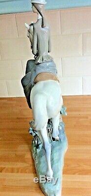 Lladro Woman On Horse, 4516, Very Large Piece, Mint Condition