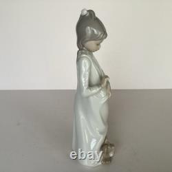 Lladro collectable figurine Nao Girl puppy 10 Unique Spain