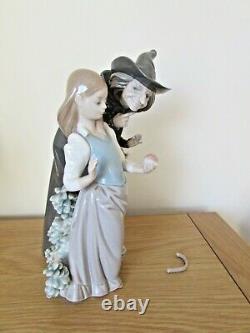 Lladro figure Snow White with Apple & the Witch 50667 (af)