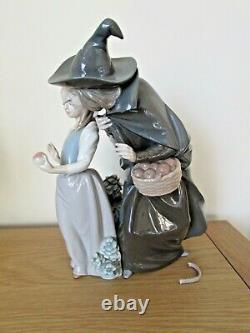 Lladro figure Snow White with Apple & the Witch 50667 (af)