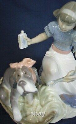 Lladro figure TAKE YOUR MEDICINE model 5921 produced 1992-1998