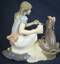 Lladro figure TAKE YOUR MEDICINE model 5921 produced 1992-1998