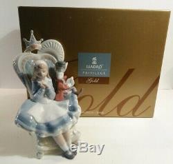 Lladro figurine Alice in Wonderland
