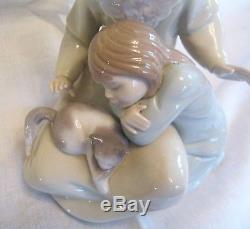 Lladro figurine SIsters, 2 little girls with their cat. 1534 Exquisite, Boxed