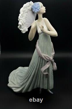 Lladro figurine Temis 6283 Spanish Porcelain