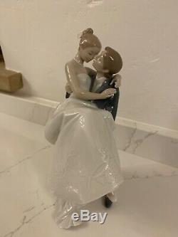 Lladro figurine the happiest day wedding couple