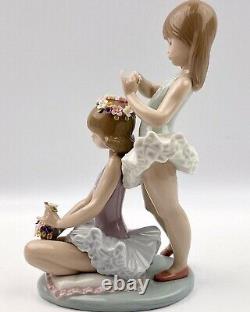 Lladro figurines'First Ballet' No 5714. Girls ballerinas with flowers