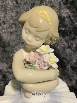 Lladro''first Performance'' Seated Ballerina With Bouquet Of Flowers