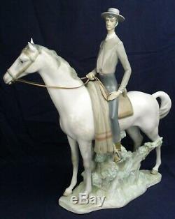 Lladro man on horseback CAMPERO model 1061 issued 1969-1975