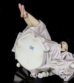 Lladro -posing For Portrait- Girl Ballerina Dancer Figure Model 6486, Boxed