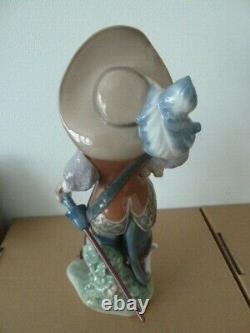 Lladro-puss In Boots Figure