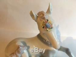 Lladro unicorn porcelain figurine (#5826) DISCOUNTINUED