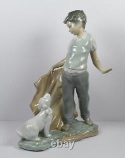 Lovely Large Lladro Nao Figure Fighting The Dog 02000161