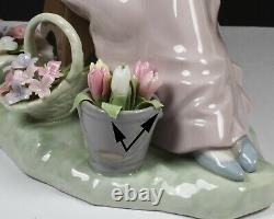 Lovely Large Lladro Nao Figure Flowers From My Garden 0419 1992
