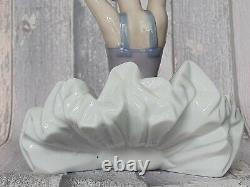 Lovely Large Lladro Nao Figure Pert Ballerina #01208