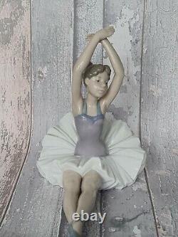 Lovely Large Lladro Nao Figure Pert Ballerina #01208