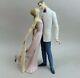 Lovely Lladro Happy Anniversary 6475 Kissing Couple Figurine