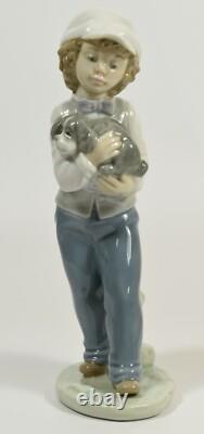 Lovely Lladro Nao Figure Best Buddies Boy With Puppy 1135